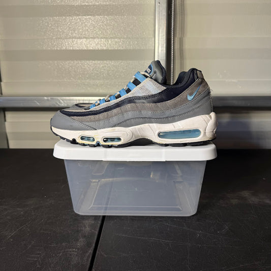 Size 9.5 - AM 95 Cool Grey University Blue