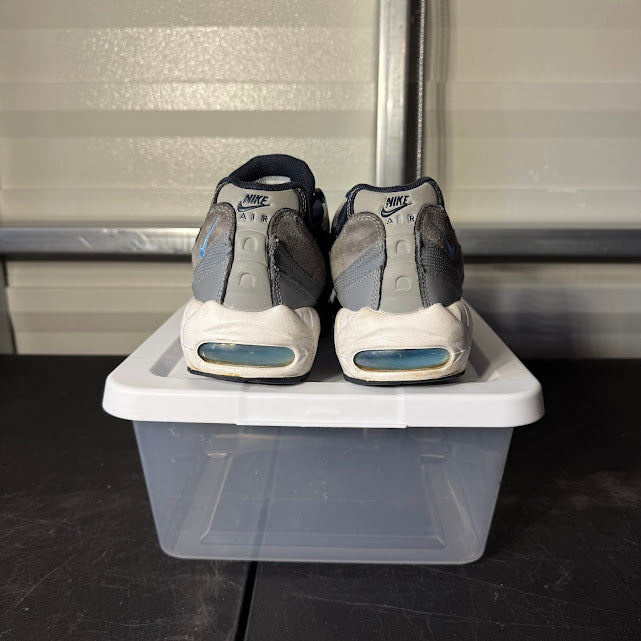 Size 9.5 - AM 95 Cool Grey University Blue