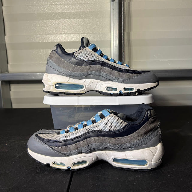 Size 9.5 - AM 95 Cool Grey University Blue