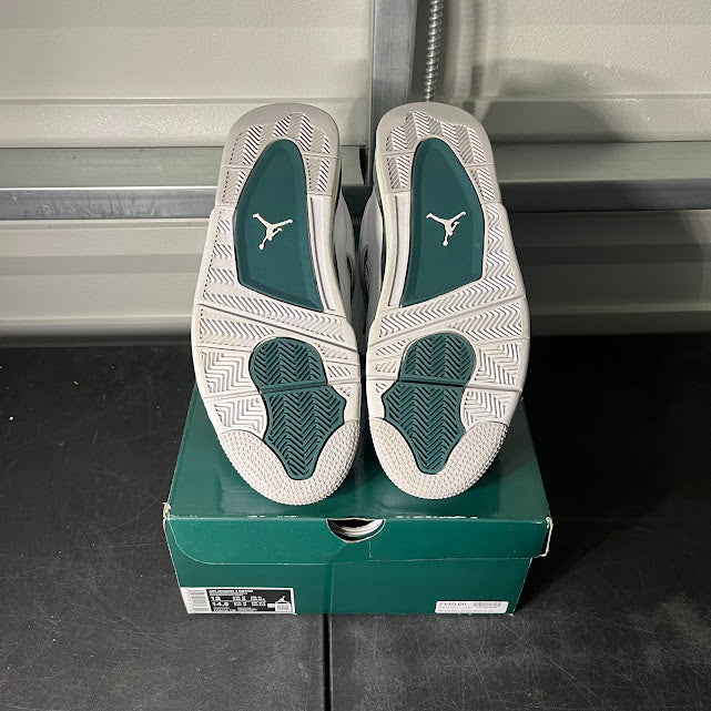 Size 13 - AJ 4 Retro Oxidized Green