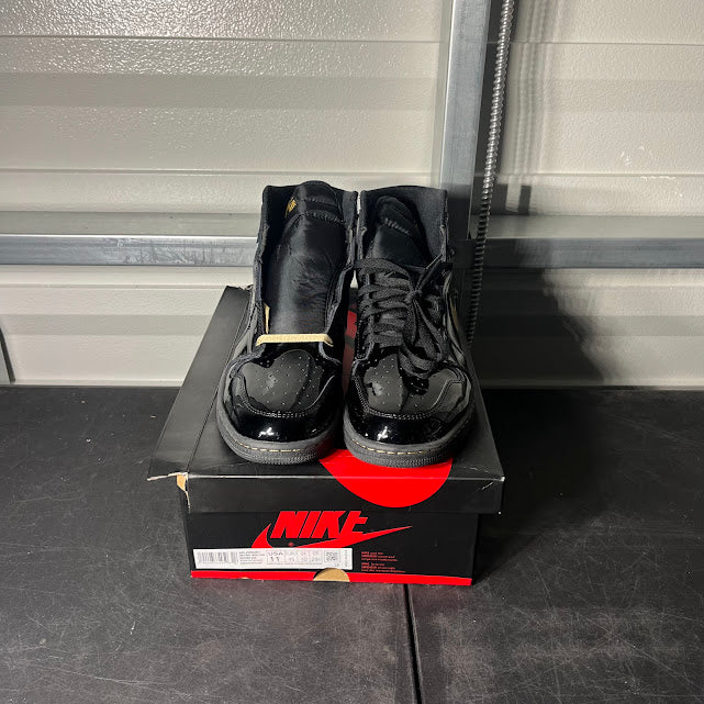 Size 11 - AJ 1 Retro High Black Metallic Gold