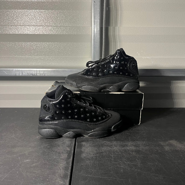 Size 8 - AJ 13 Retro Cap and Gown