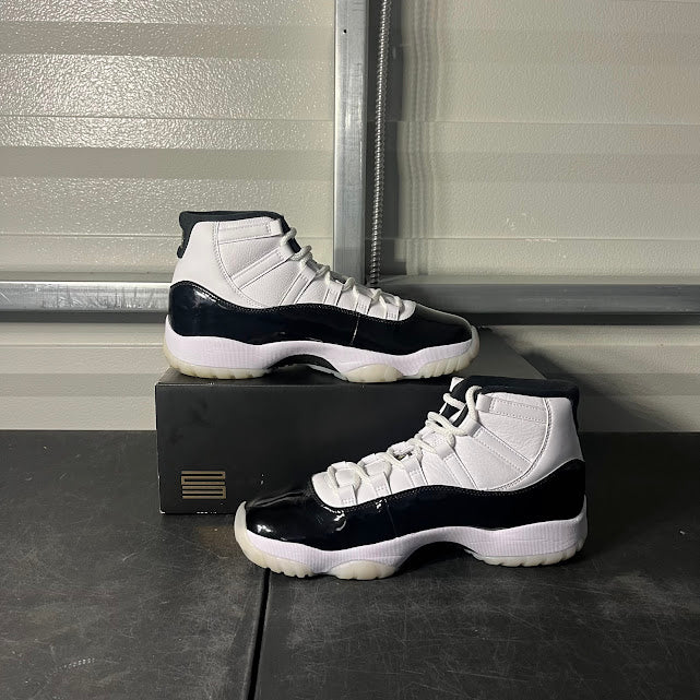 Size 9.5 - AJ 11 Retro Gratitude