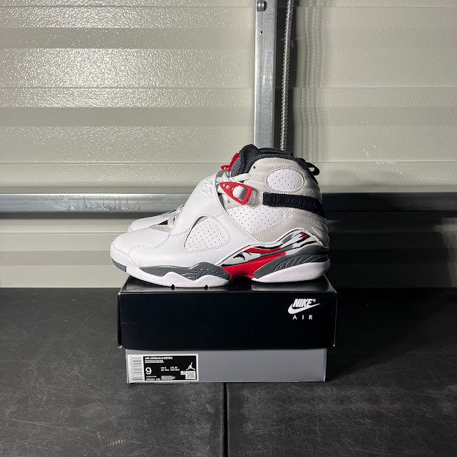 Size 9 - AJ 8 Retro Bugs Bunny