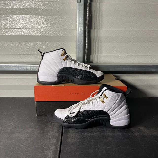 Size 9 - AJ 12 Retro Taxi