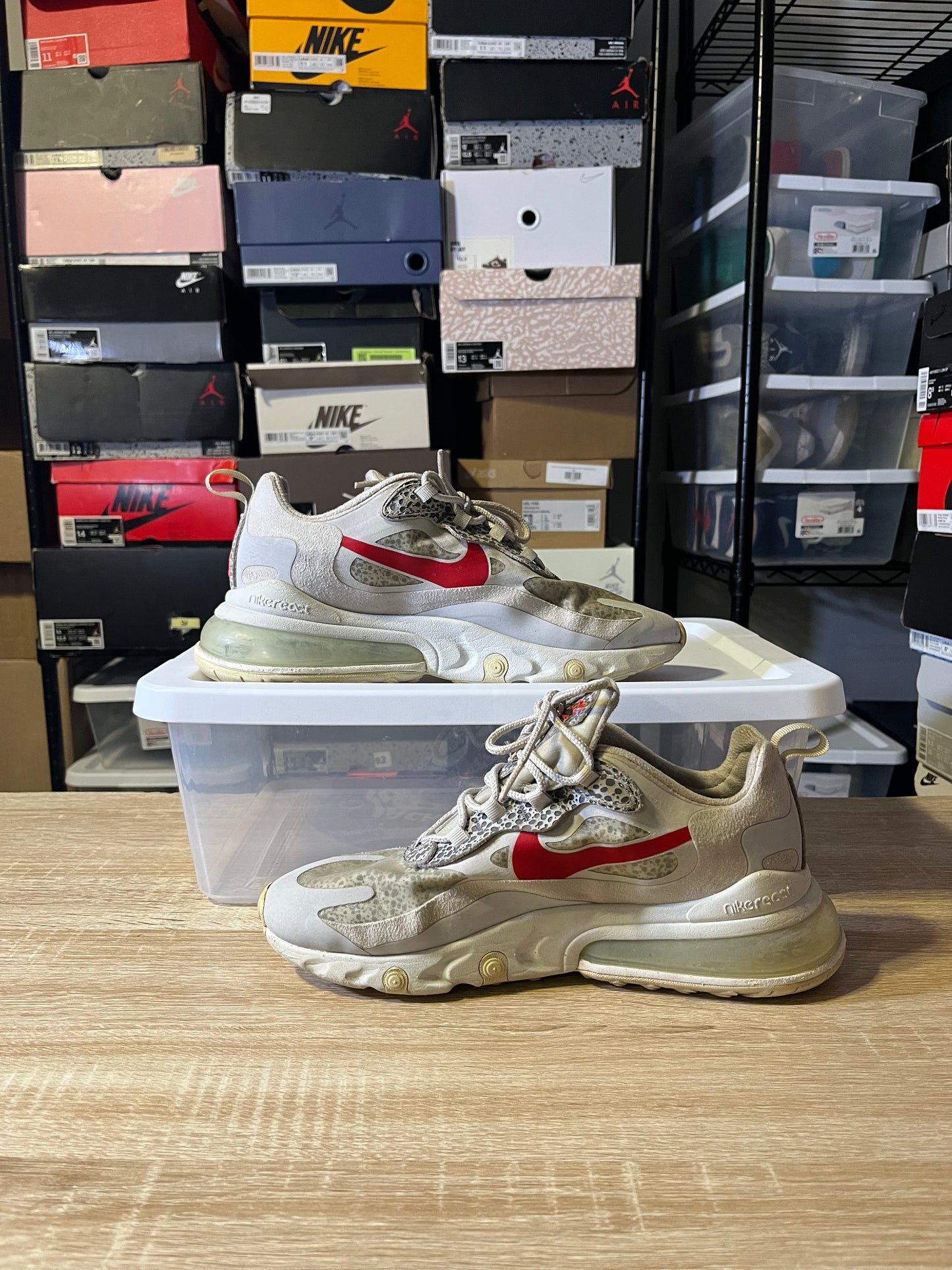 Size 8.5 - AM 270 React Safari