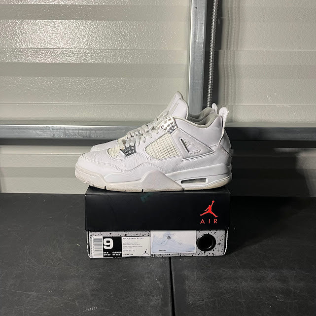 Size 9 - AJ 4 Retro Pure Money