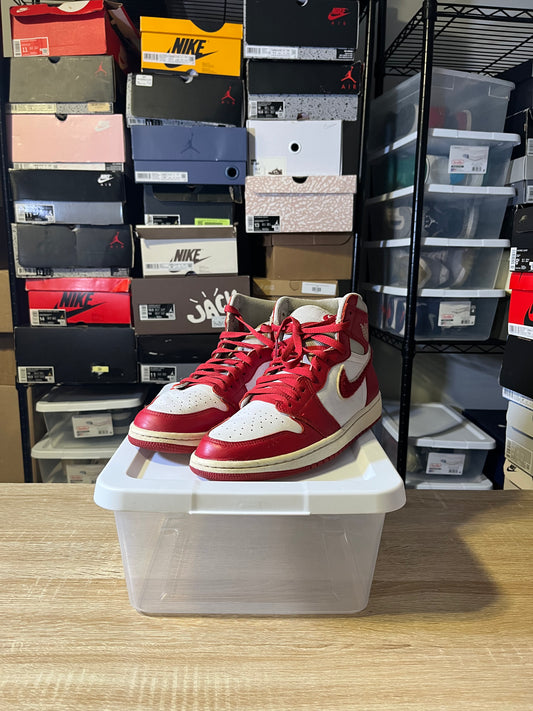 Size 11W - AJ 1 High OG Varsity Red
