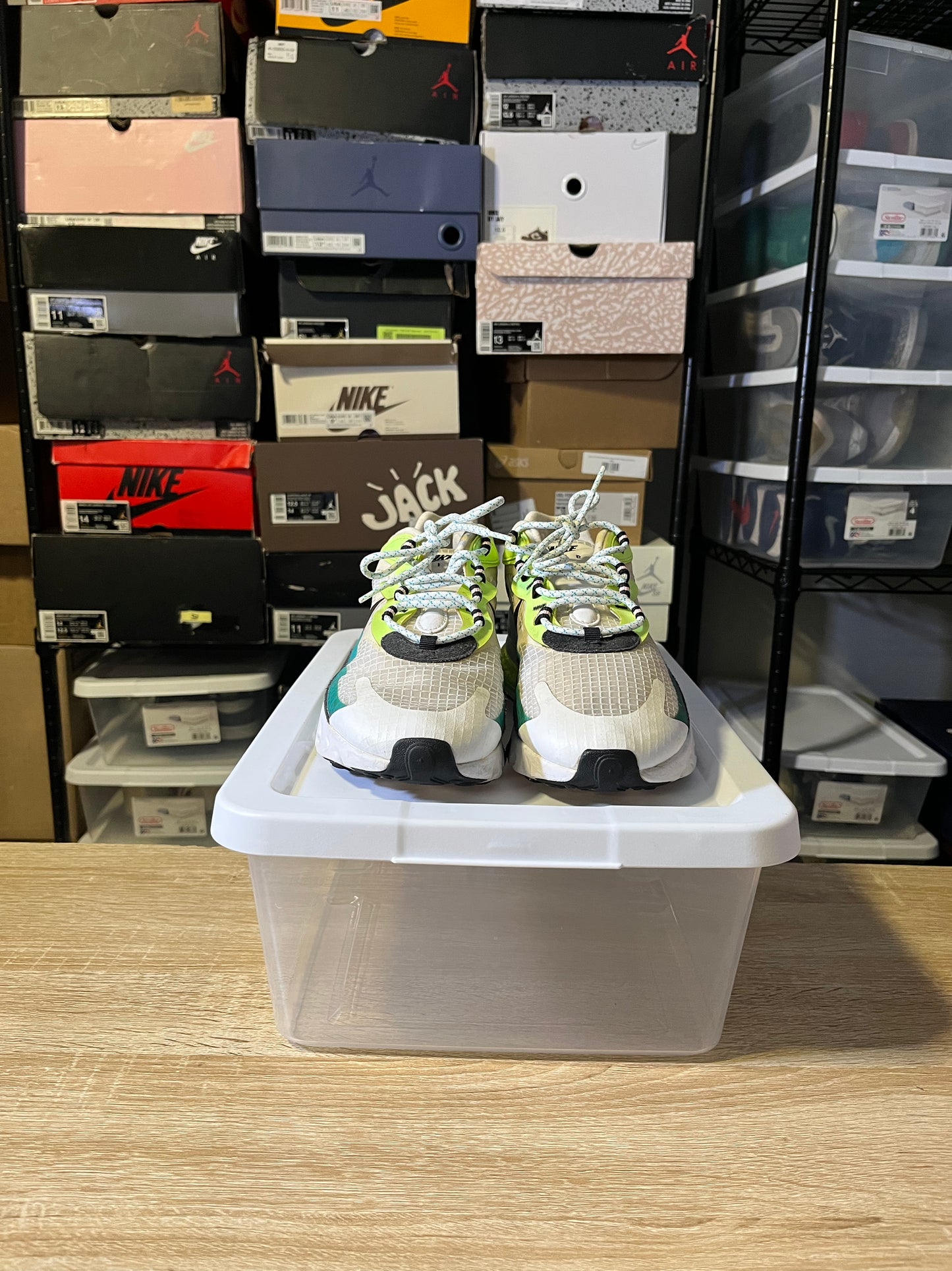 Size 8.5 - AM 270 React SE Oracle Aqua