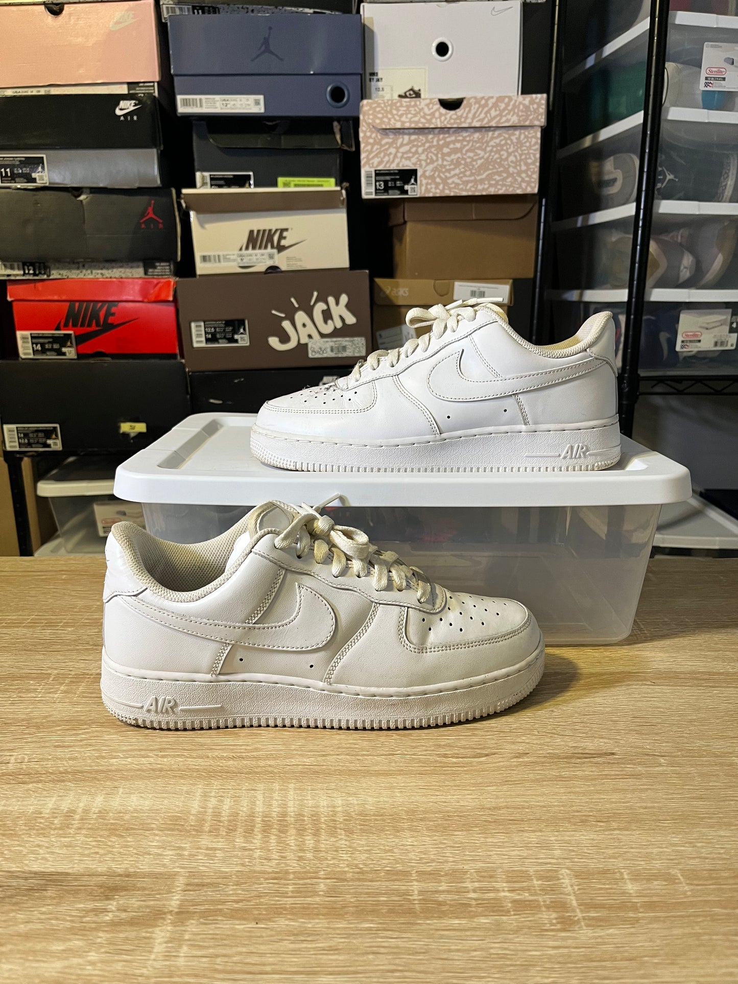 Size 8.5 - AF 1 Low All White