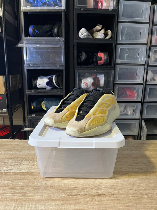 Size 10 - YZY 700 V3 Mono Safflower