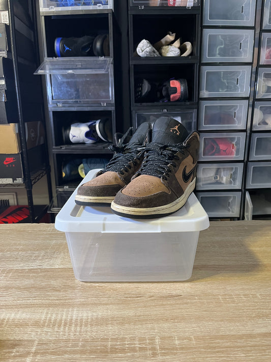 Size 9 - AJ 1 Mid SE Dark Chocolate