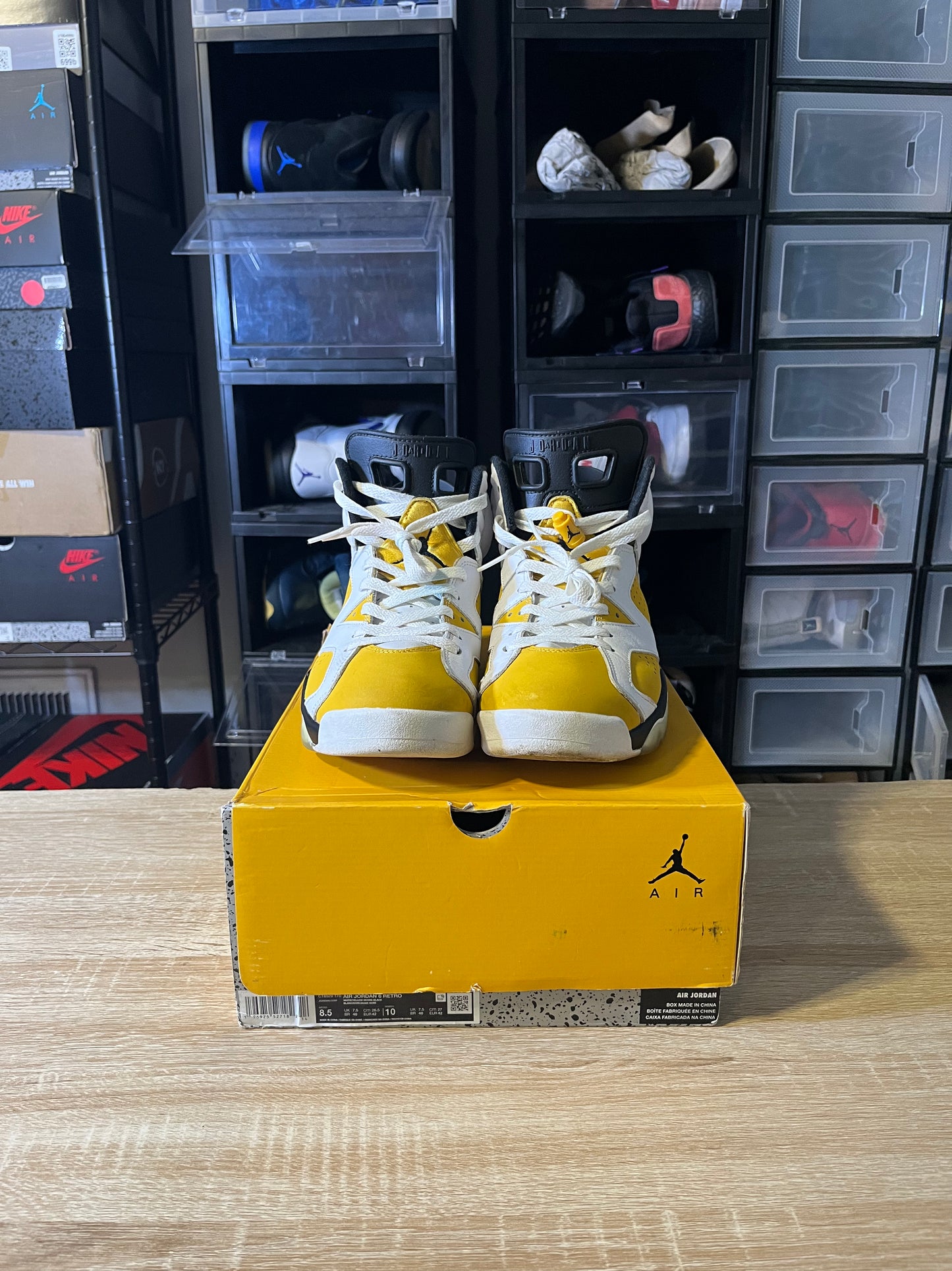 Size 8.5 - AJ 6 Retro Yellow Ochre