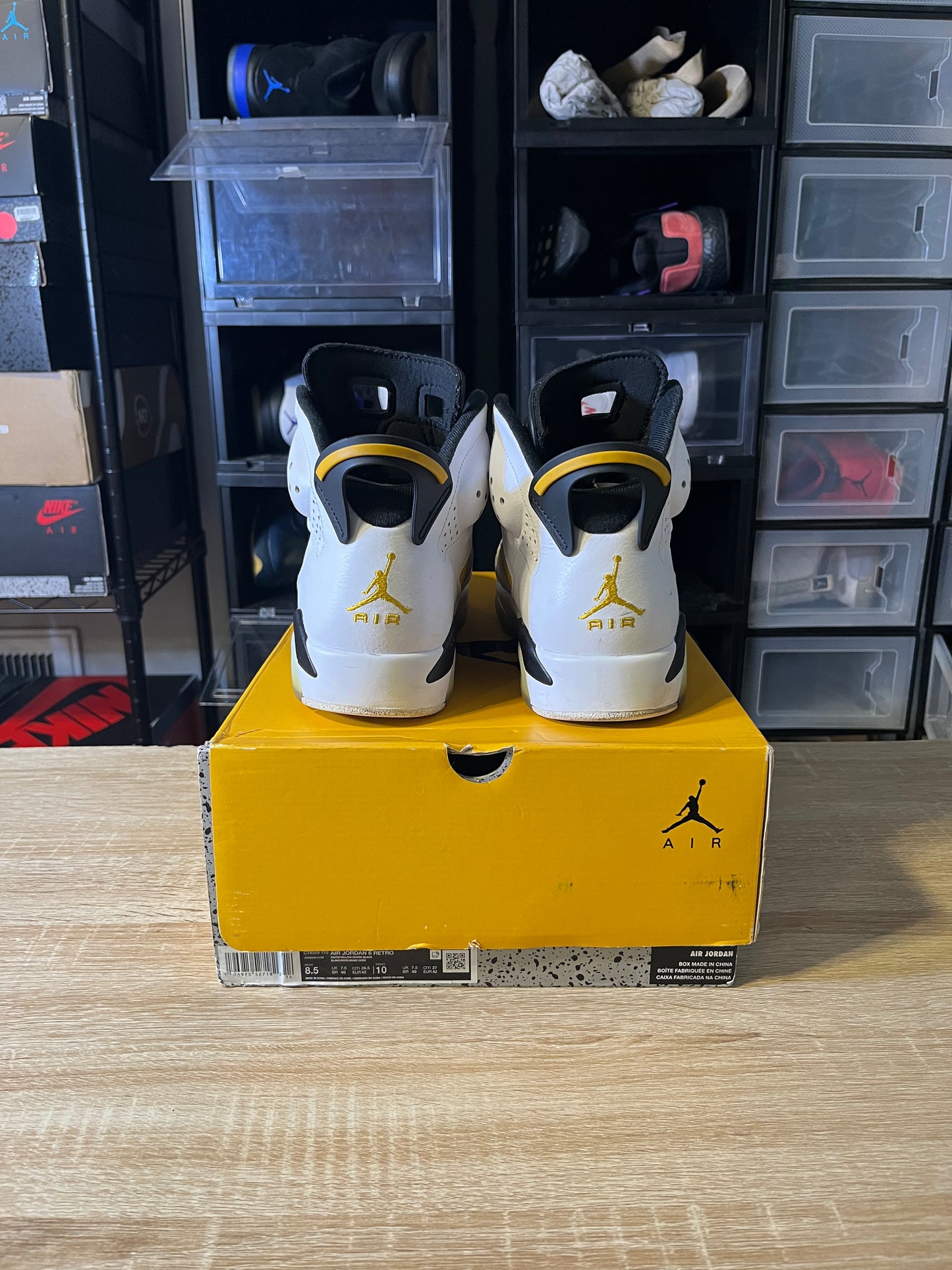 Size 8.5 - AJ 6 Retro Yellow Ochre