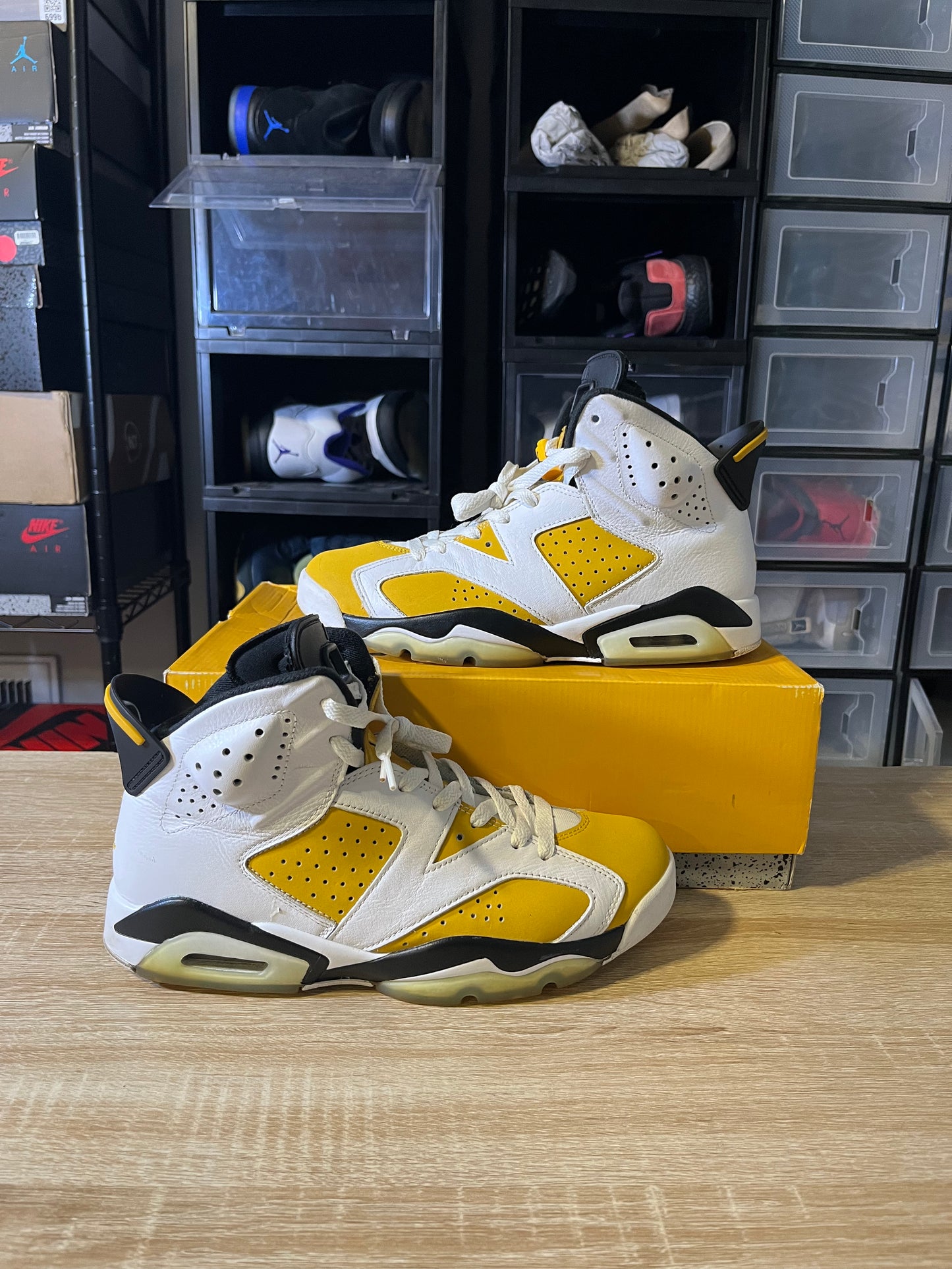 Size 8.5 - AJ 6 Retro Yellow Ochre
