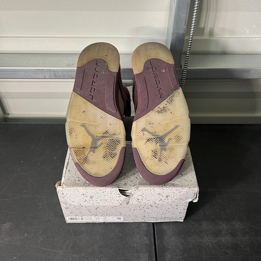 Size 11.5 - AJ 5 Retro SE Burgundy