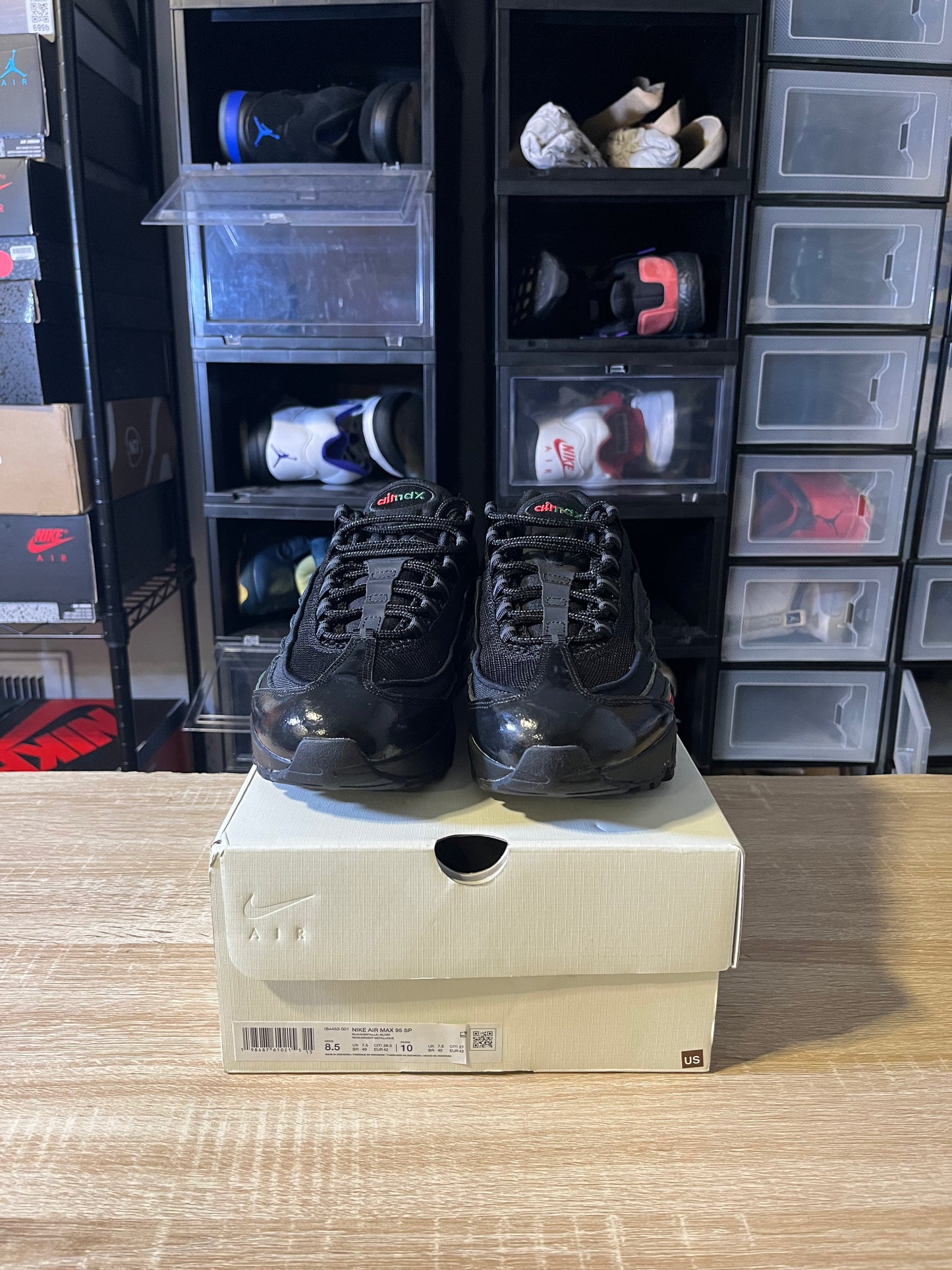 Size 8.5 - Undefeated x AM 95 SP Black