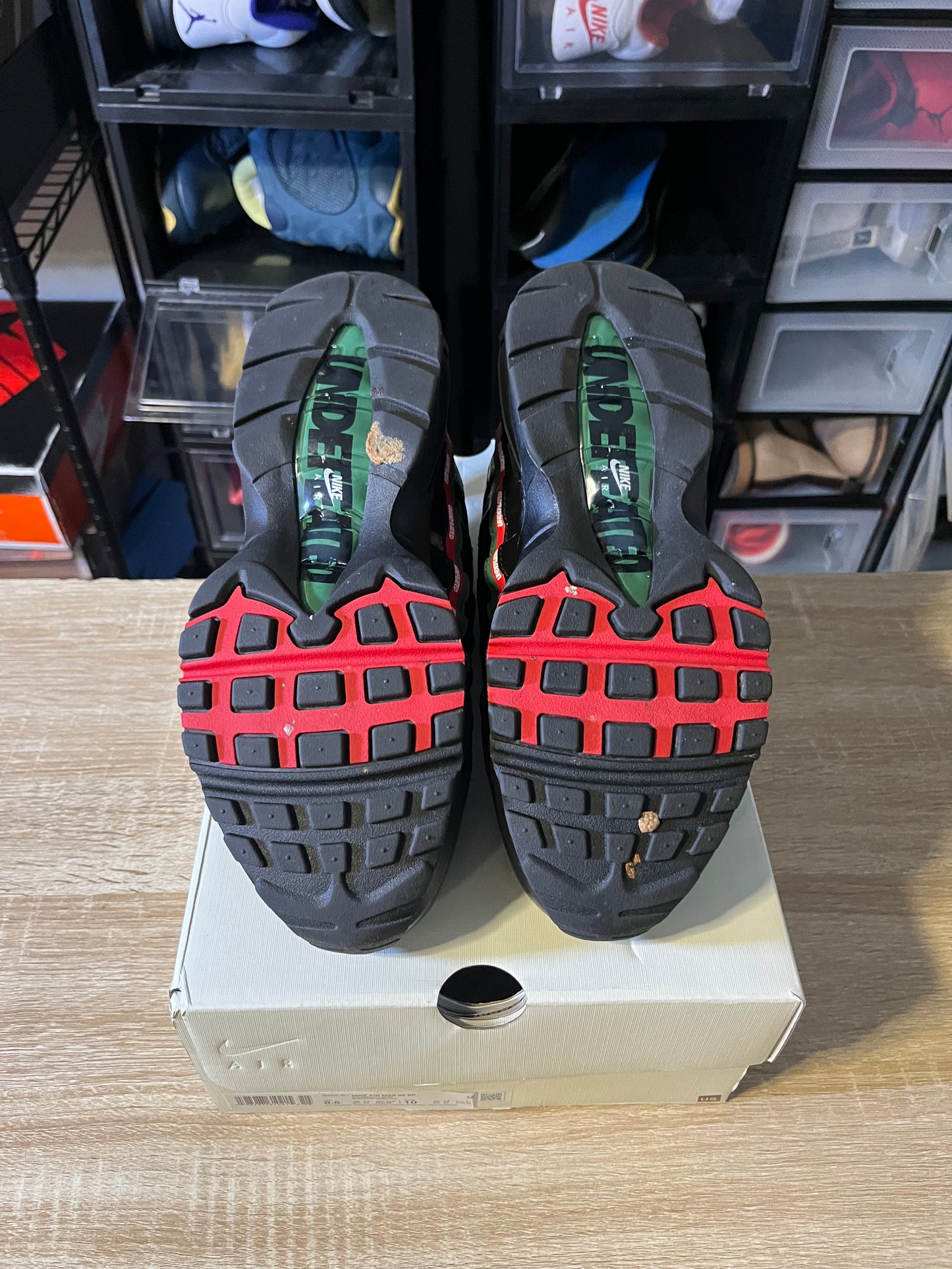 Size 8.5 - Undefeated x AM 95 SP Black
