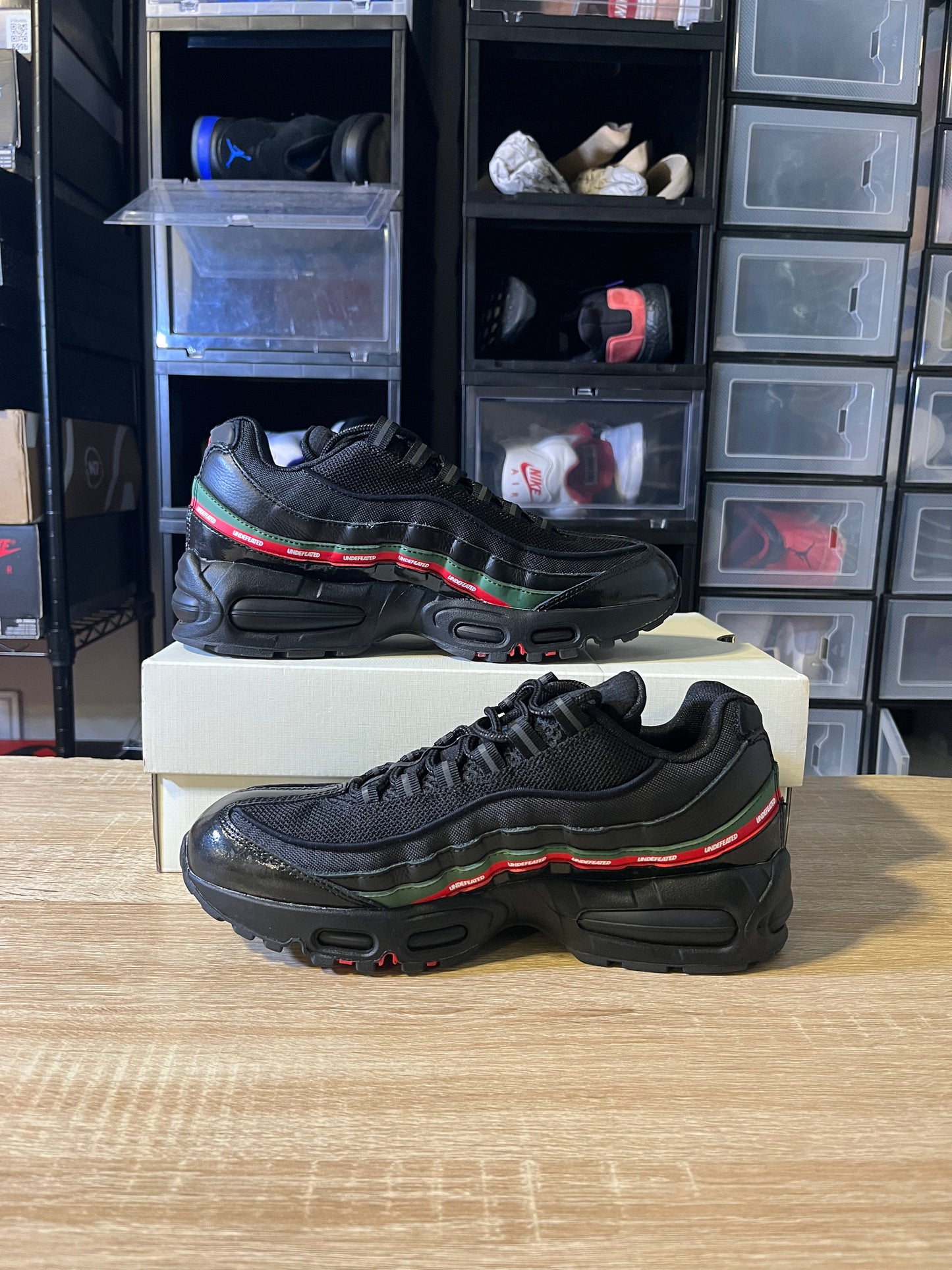 Size 8.5 - Undefeated x AM 95 SP Black