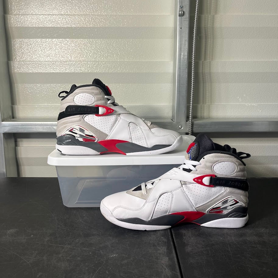 Size 13 - AJ 8 Retro Bugs Bunny