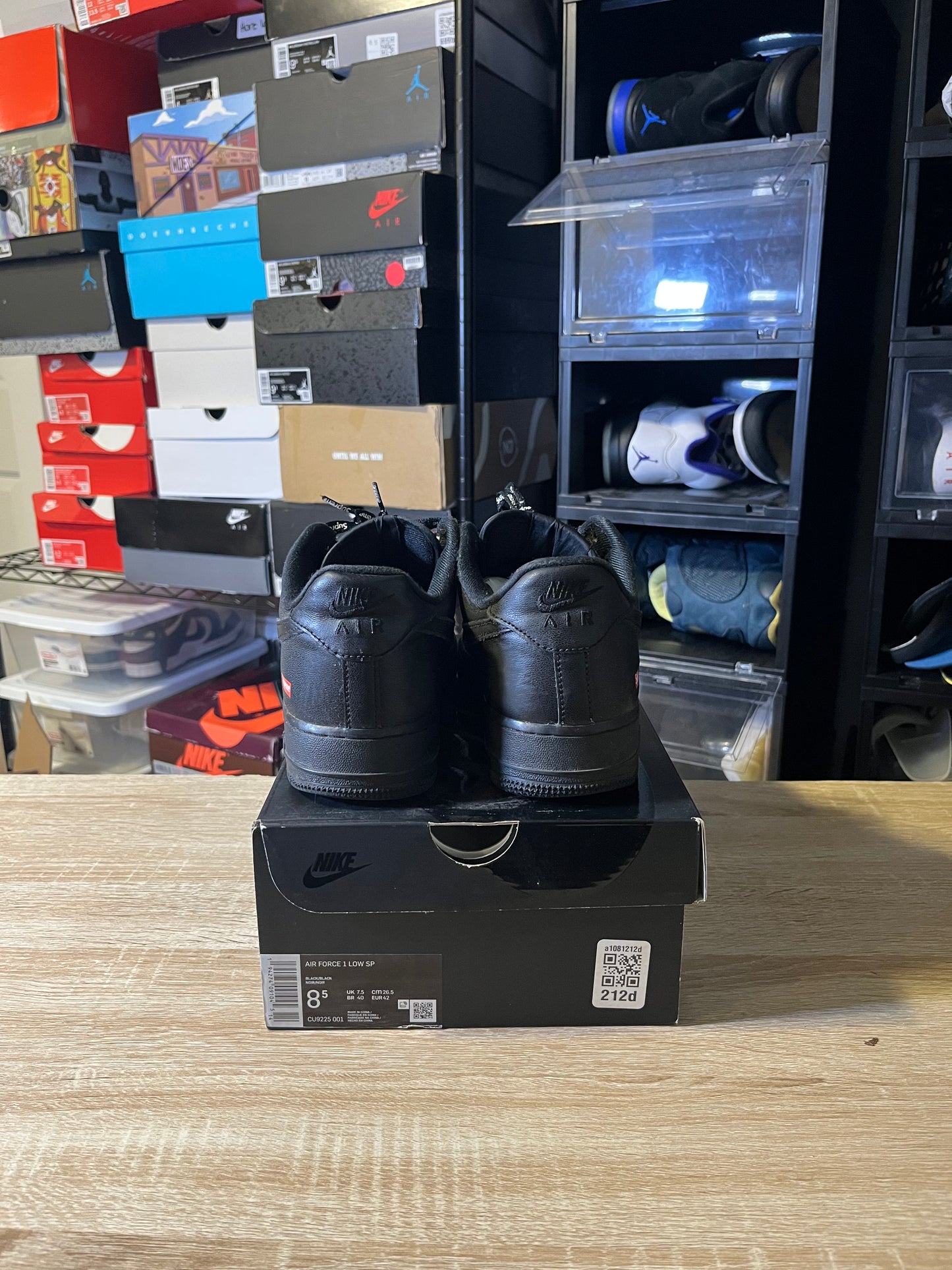 Size 8.5 - AF 1 Low Supreme Black