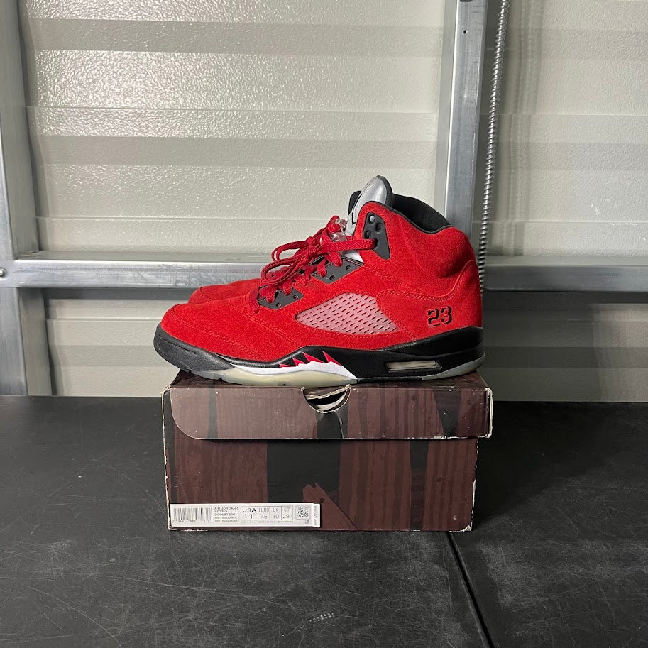 Size 11 - AJ 5 Retro Raging Bull