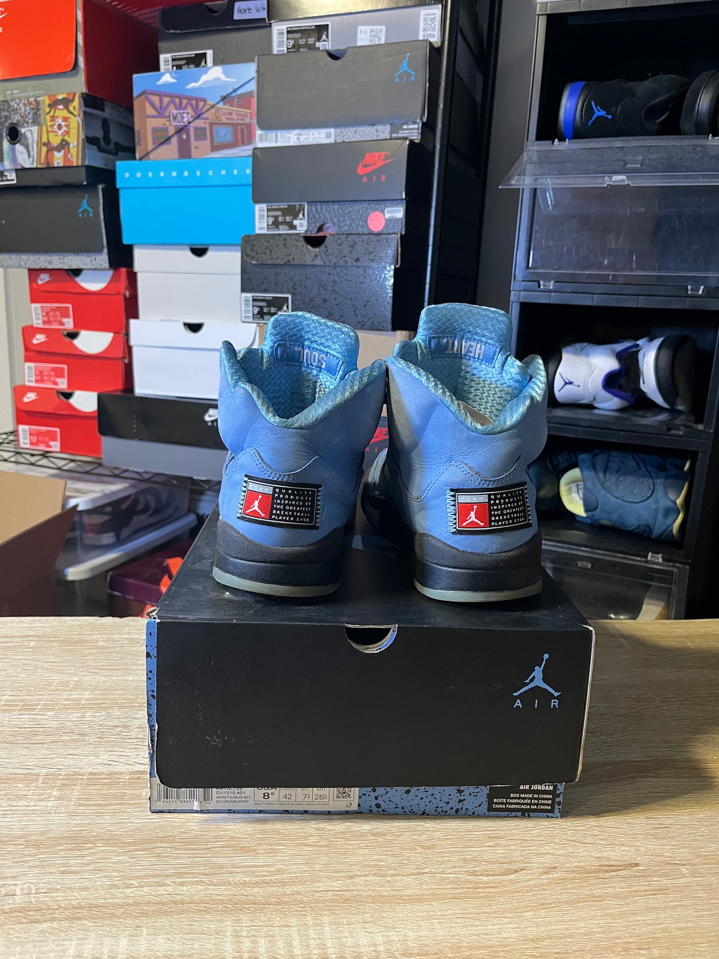 Size 8.5 - AJ 5 Retro SE UNC