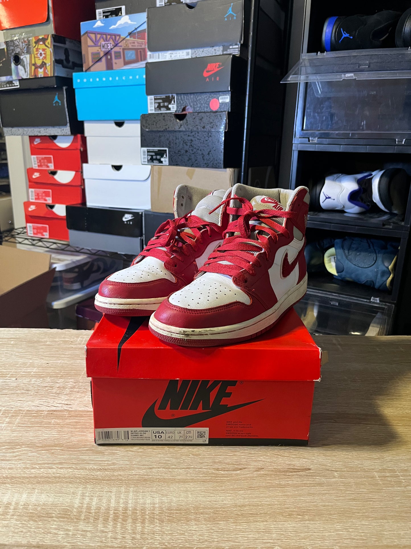 Size 10W - AJ 1 Retro Hi Varsity Red