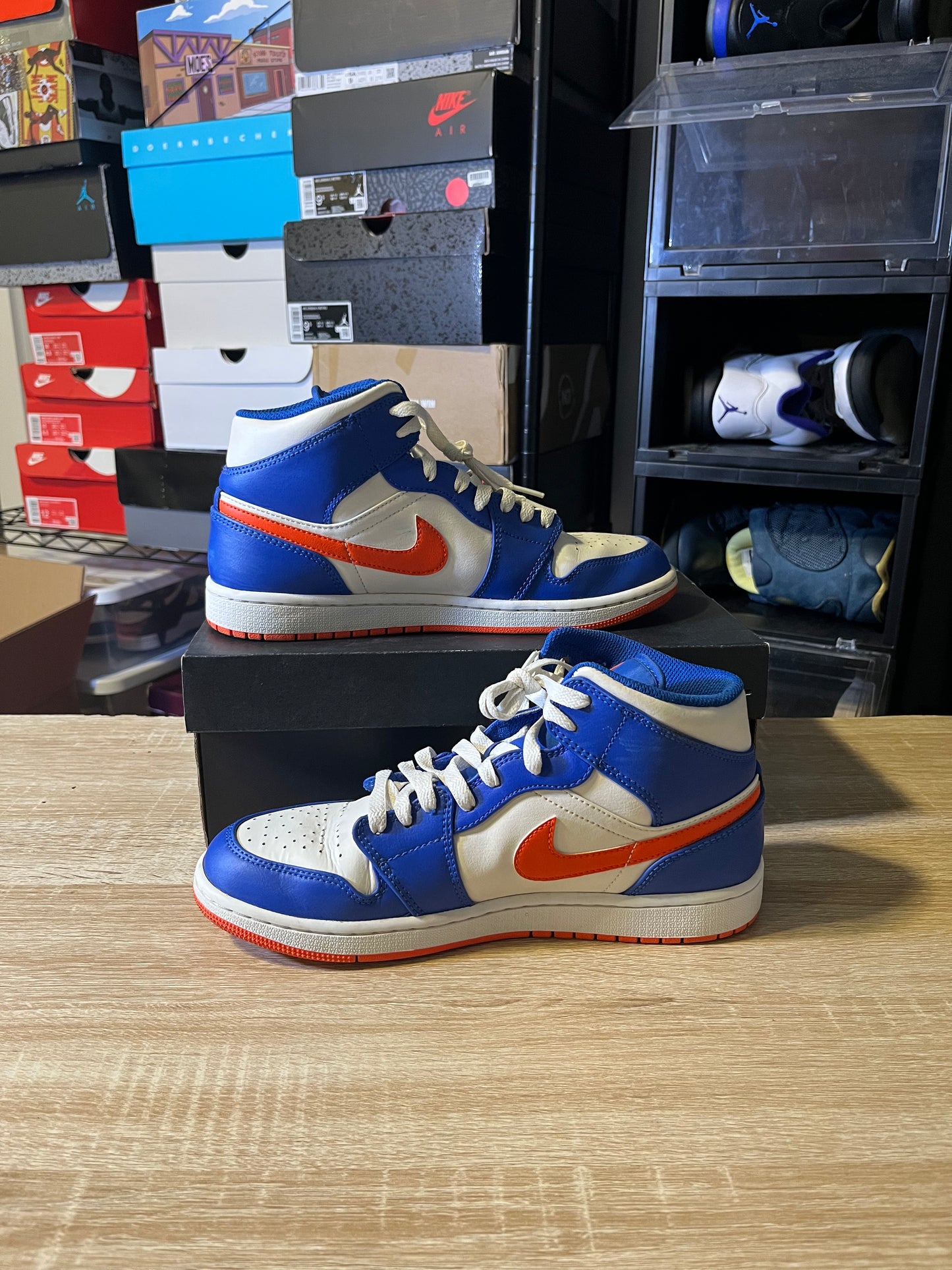 Size 8.5 - AJ 1 Mid Knicks