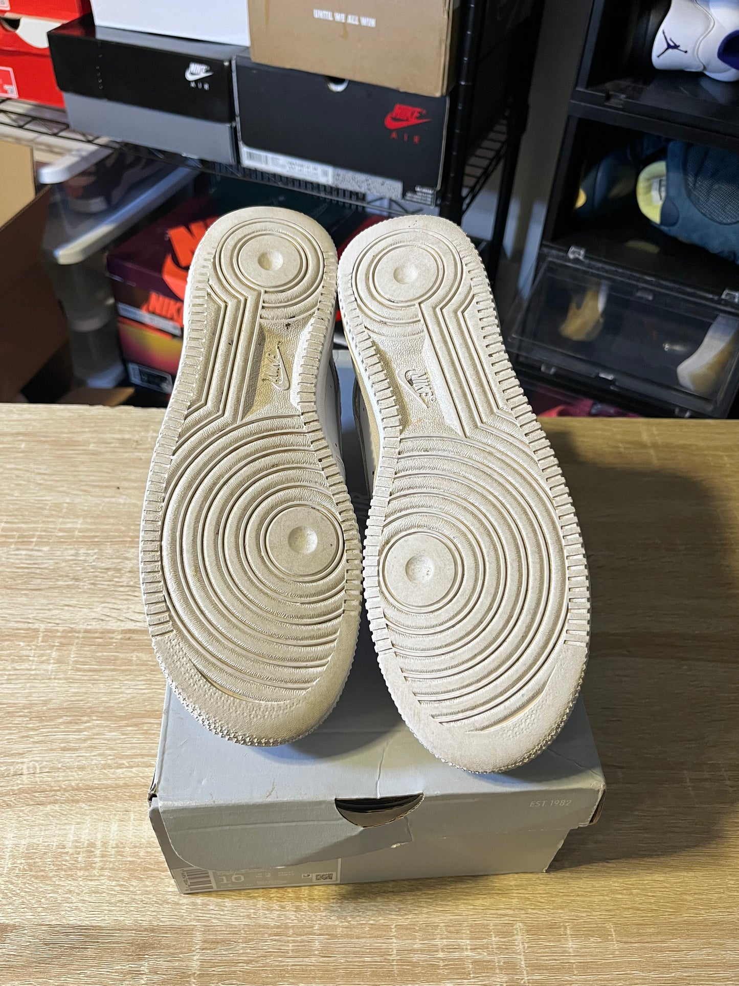 Size 10W - AF 1 '07 White