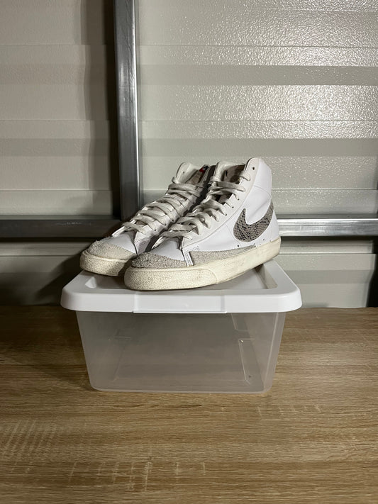 Size 11 - Blazer Mid '77 Vintage Snakeskin Swoosh