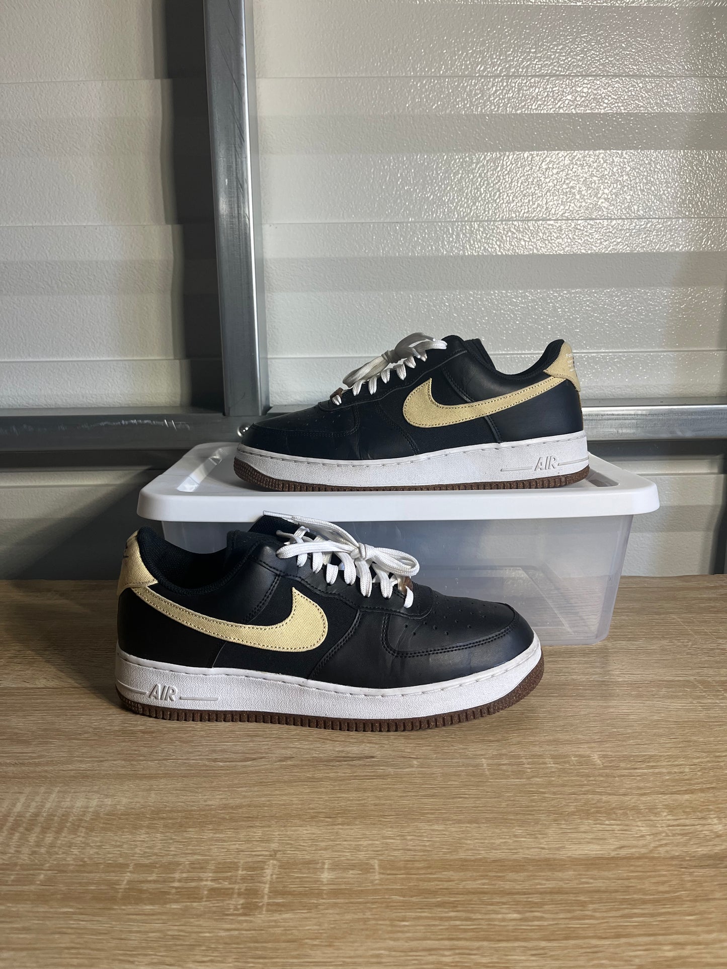 Size 10.5 - AF 1 Low '07 LV8 Pomegranate