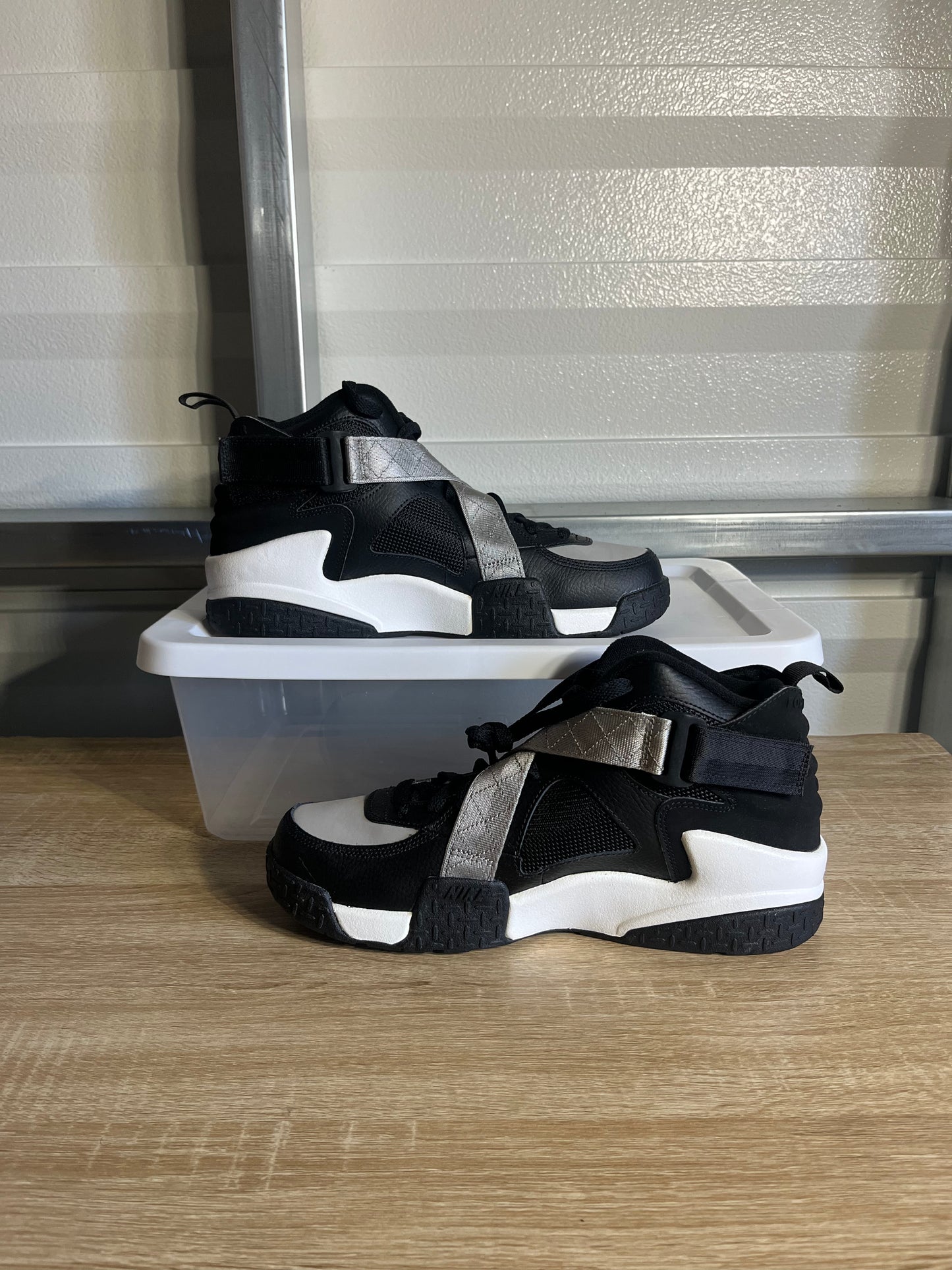 Size 9.5 - Air Raid OG Black Grey