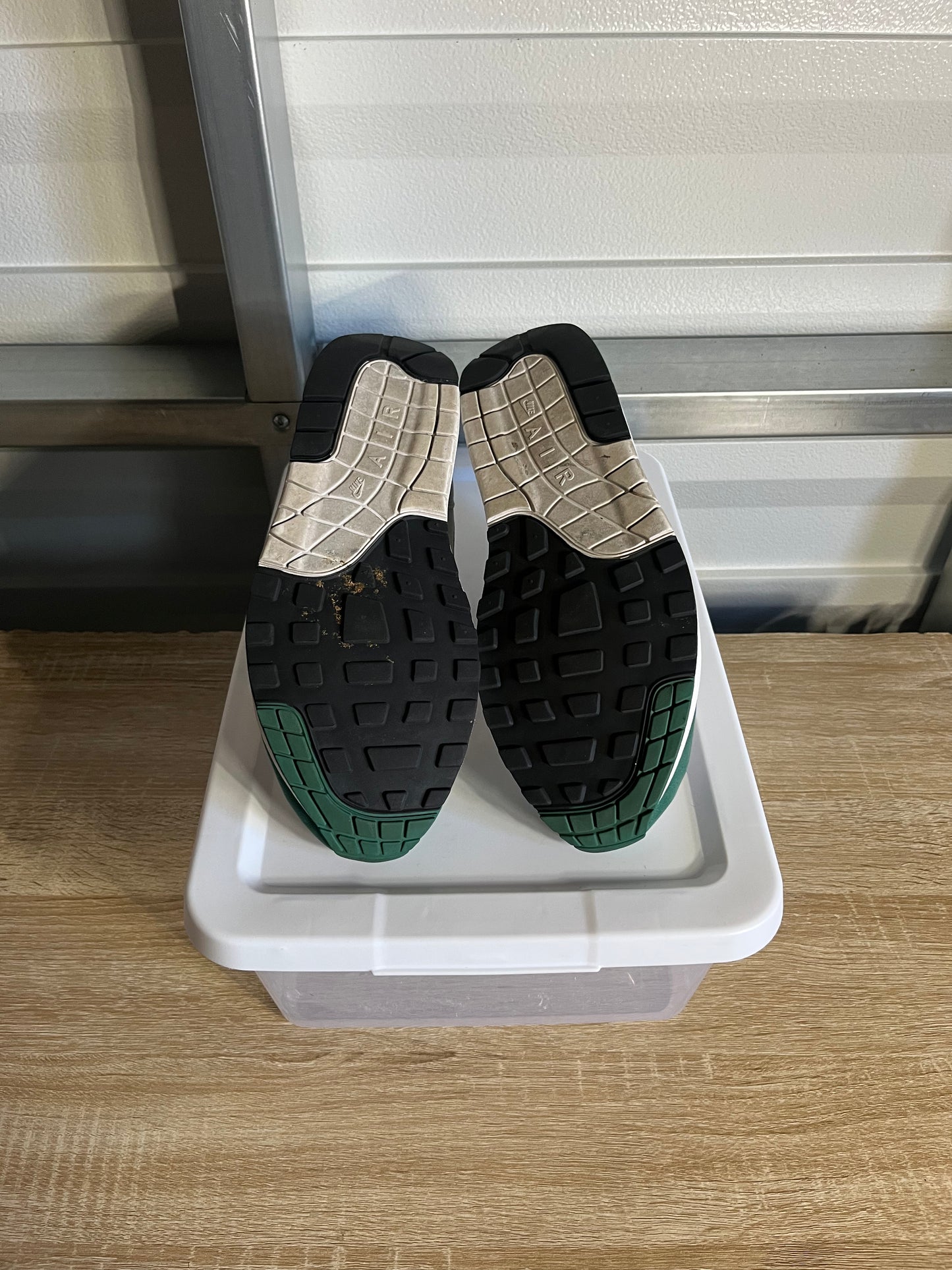 Size 11 - AM 1 Anniversary Evergreen Aura