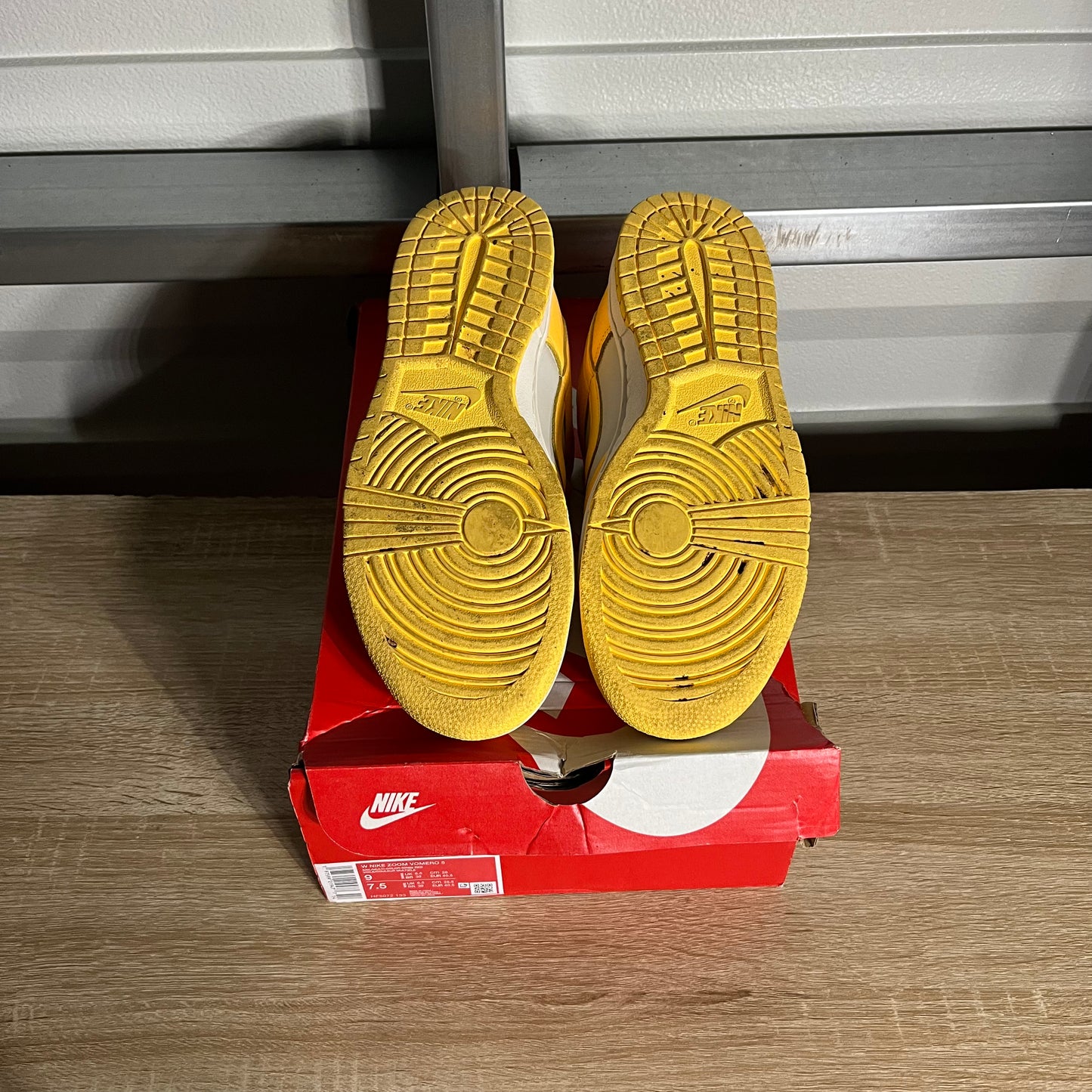 Size 9W - Dunk Low Citron Pulse