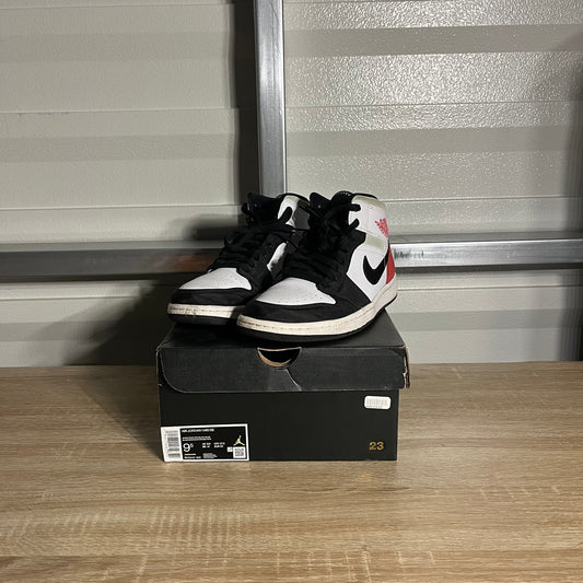 Size 9.5 - AJ 1 Mid SE Union Black Toe