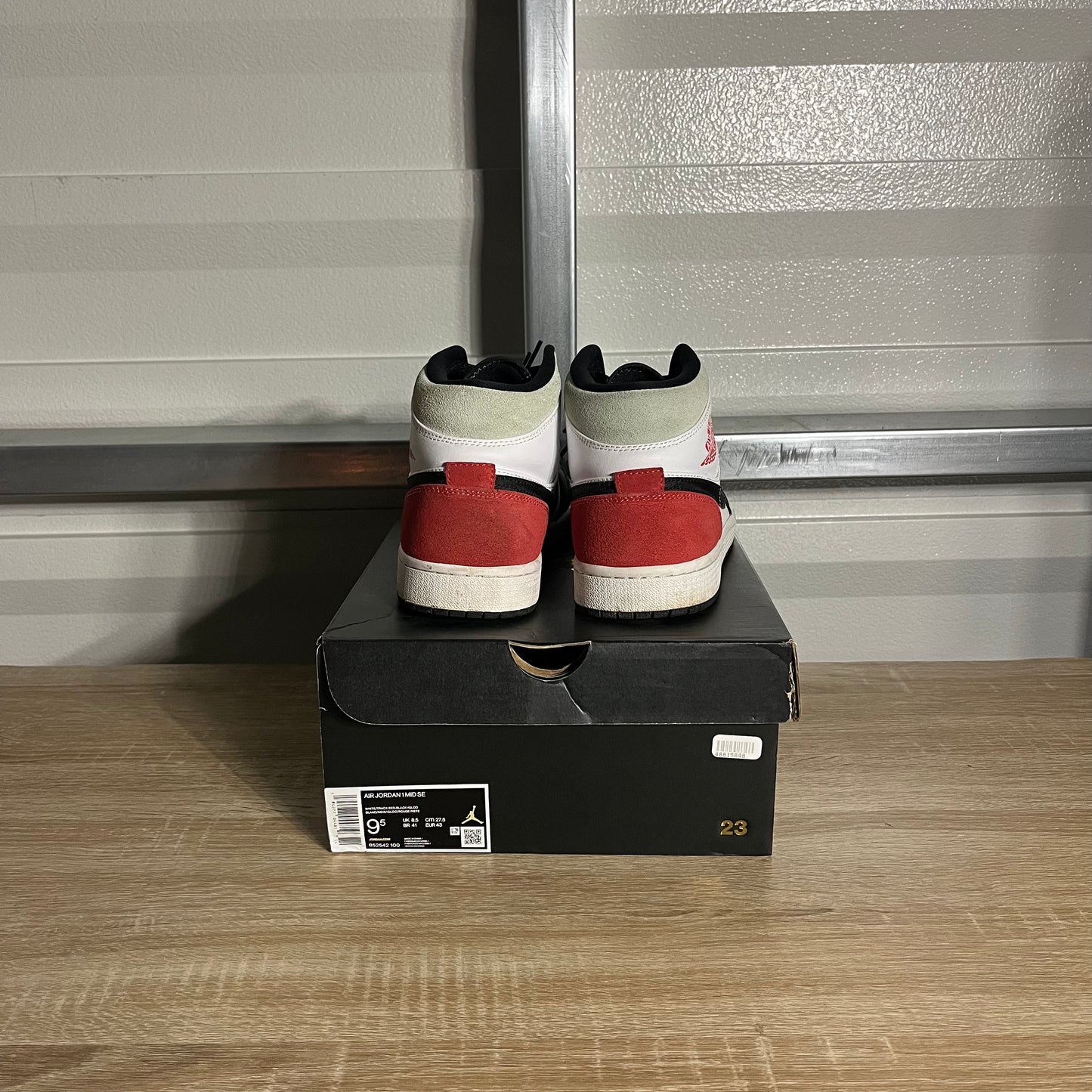 Size 9.5 - AJ 1 Mid SE Union Black Toe