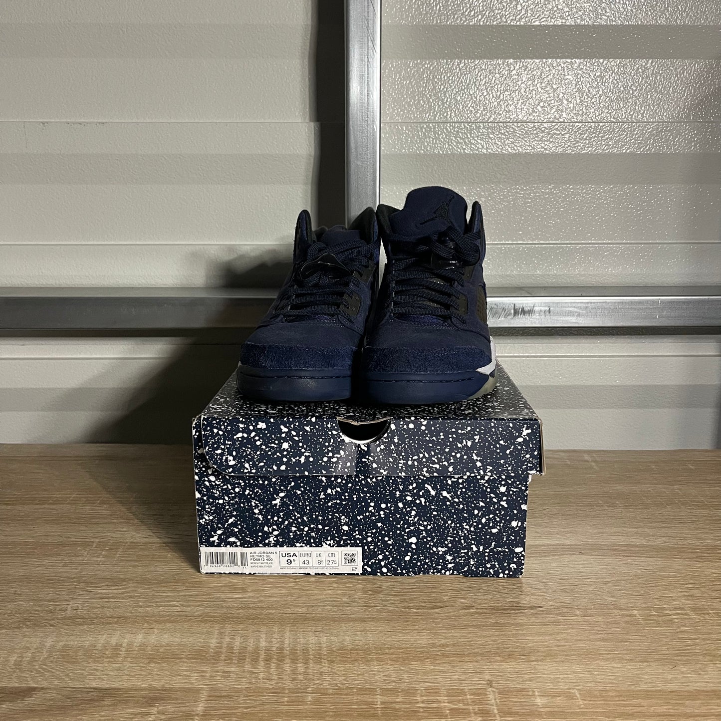 Size 9.5 - AJ 5 Retro SE Midnight Navy