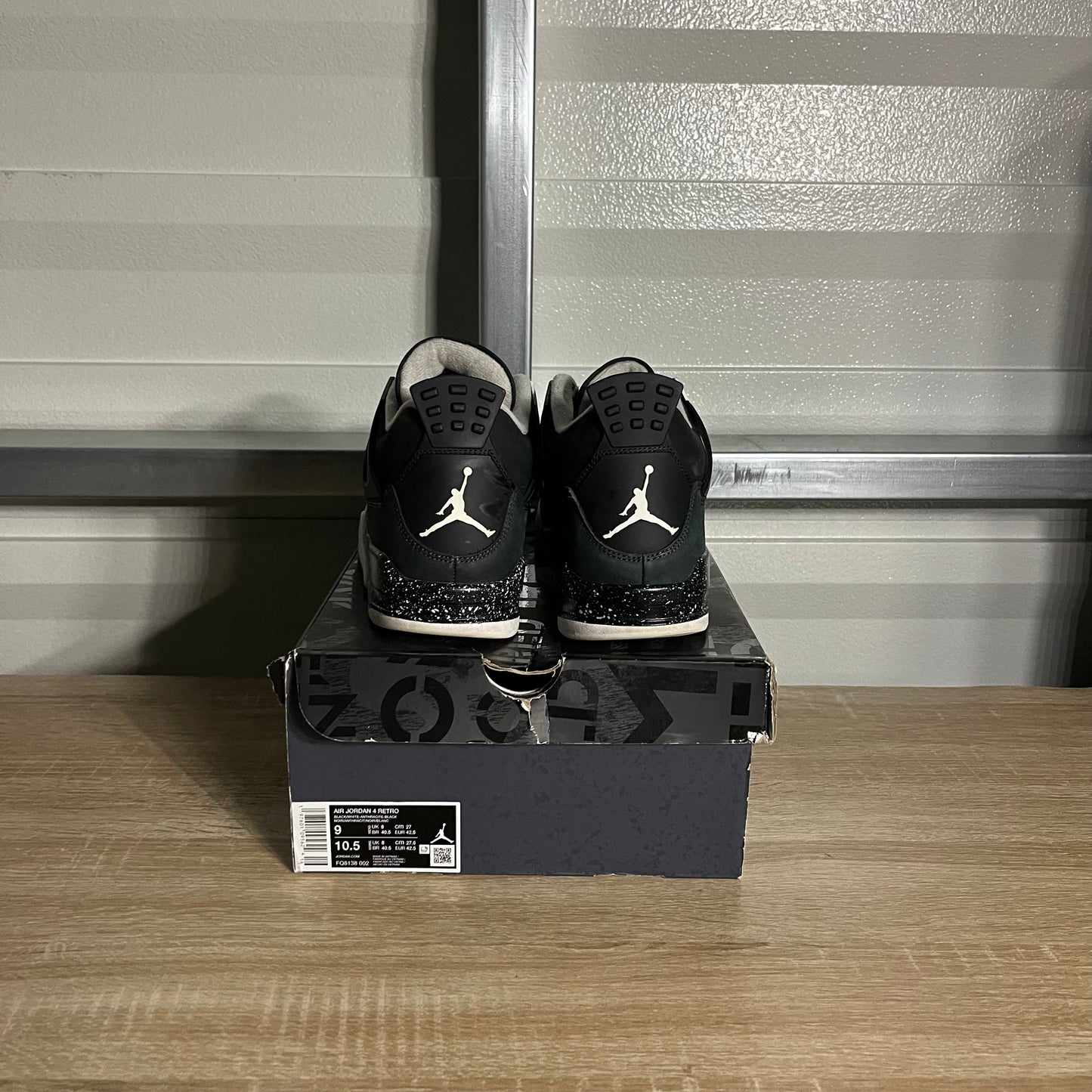 Size 9 - AJ 4 Retro Fear