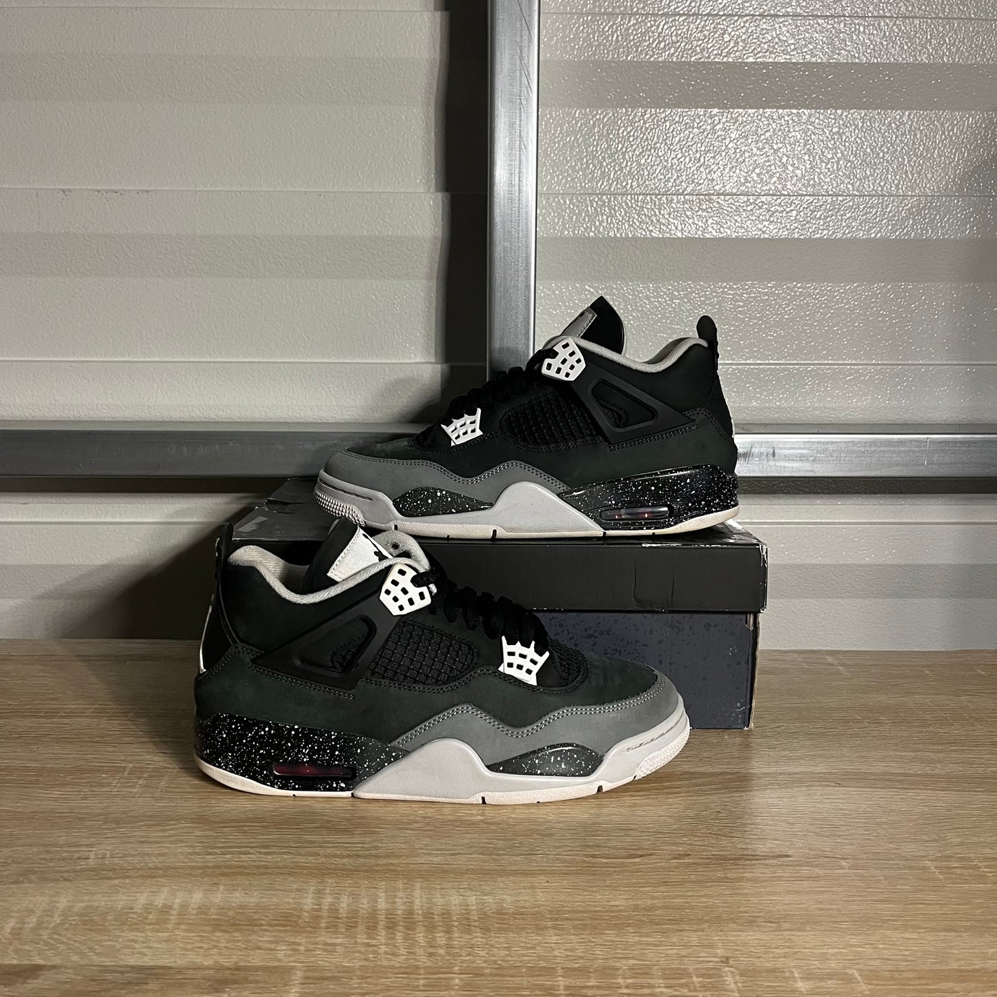 Size 9 - AJ 4 Retro Fear