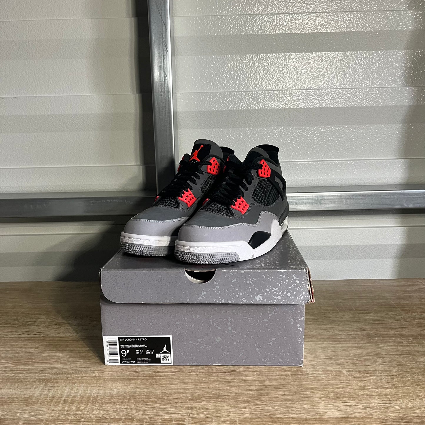 Size 9.5 -  AJ 4 Retro Infrared