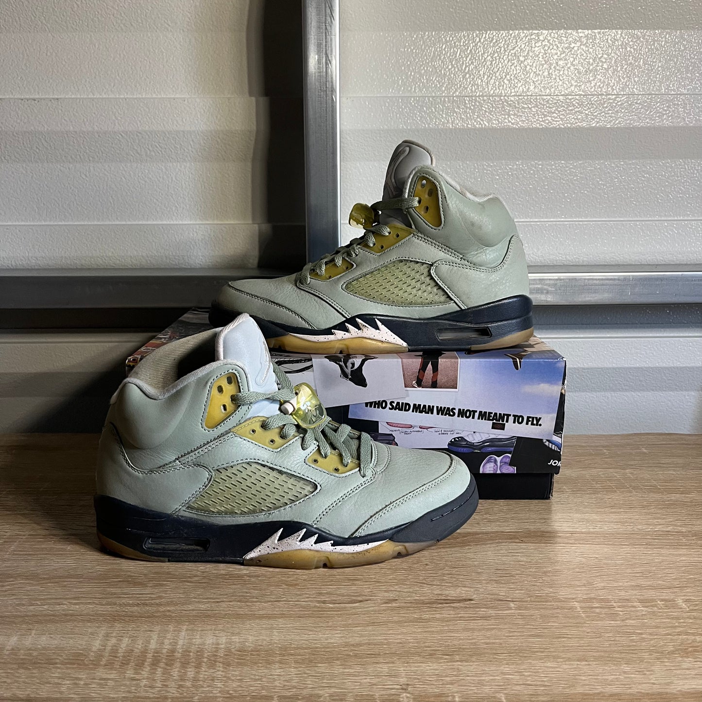 Size 9.5 - AJ 5 Retro Jade Horizon