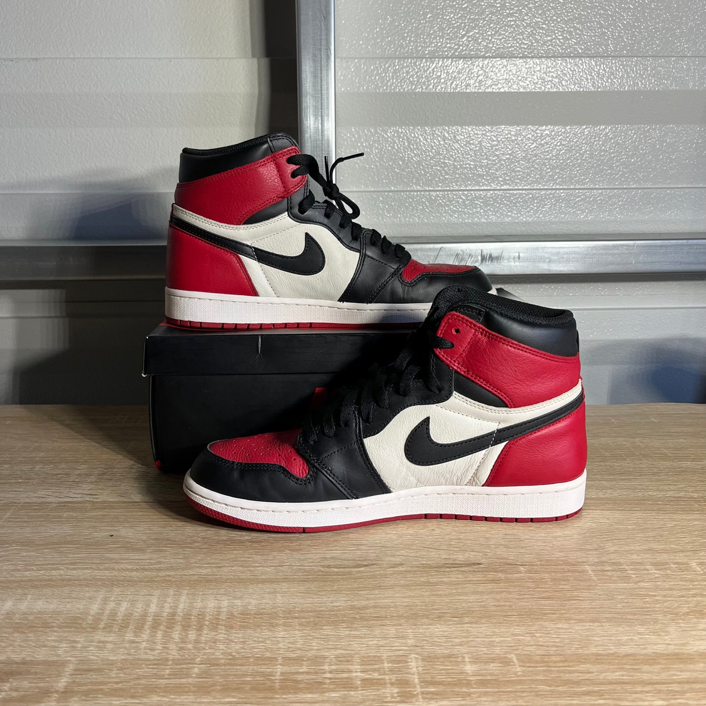 Size 10 - AJ 1 Retro High Bred Toe