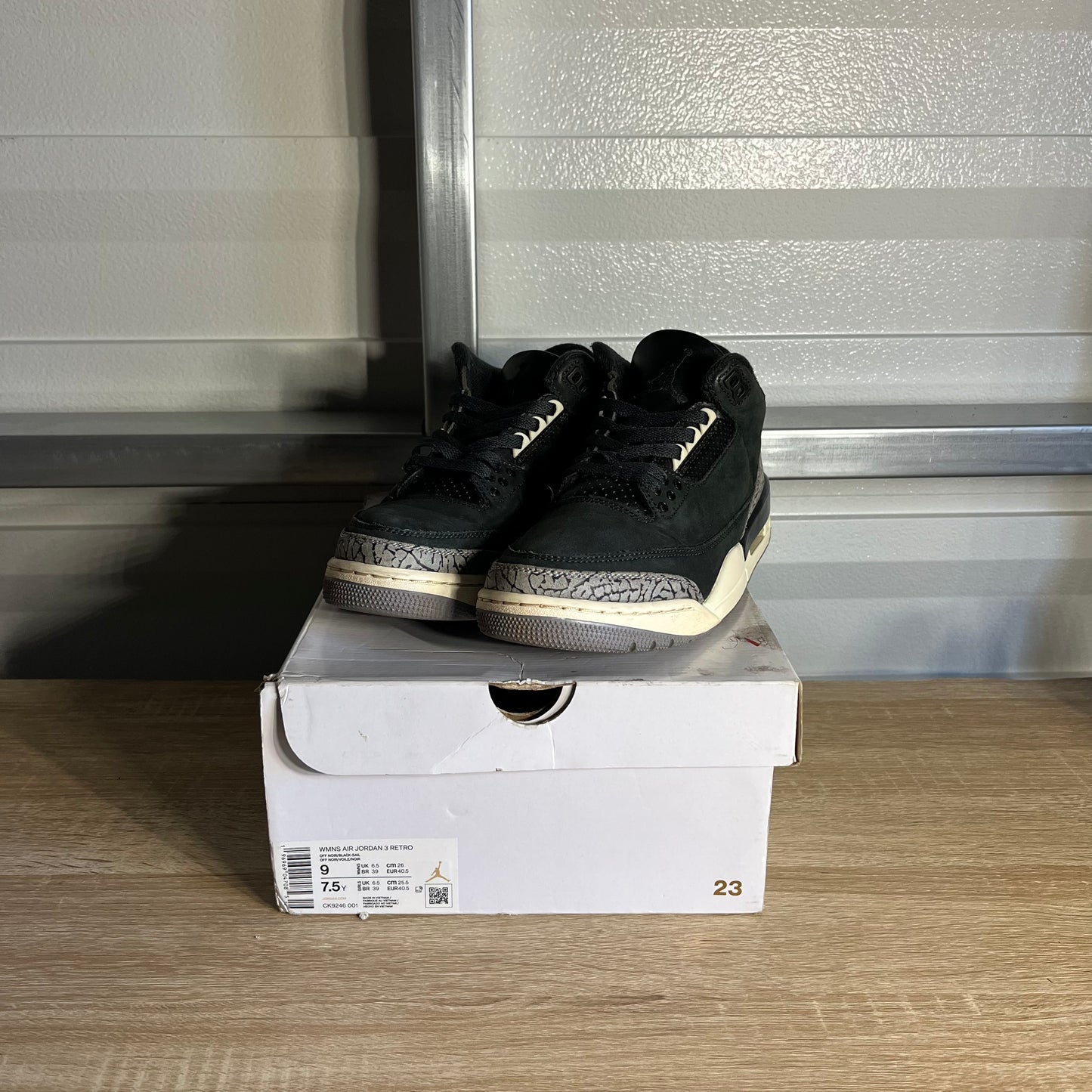 Size 9W - AJ 3 Retro Off Noir