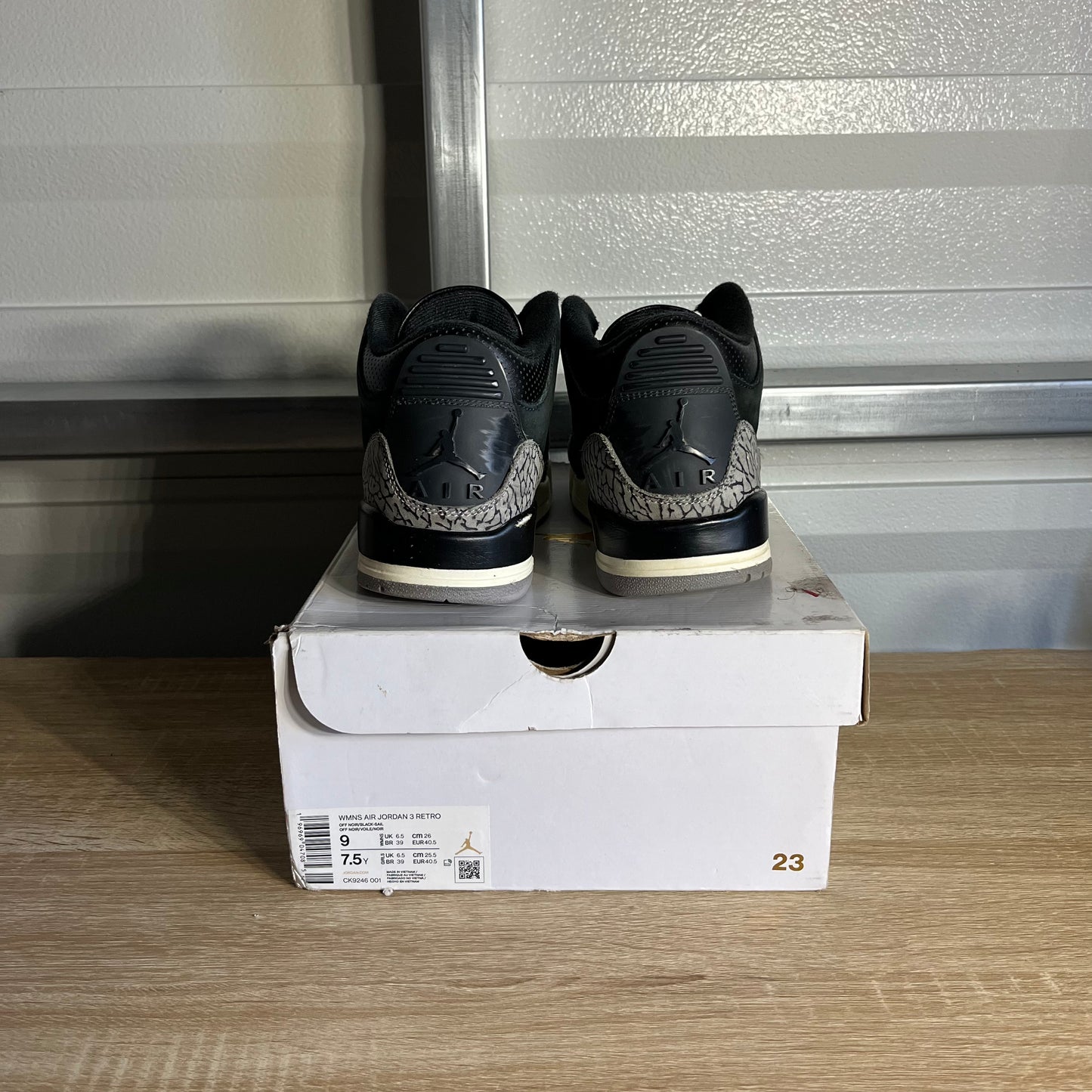Size 9W - AJ 3 Retro Off Noir