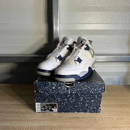 Size 13 - AJ 4 Retro Midnight Navy