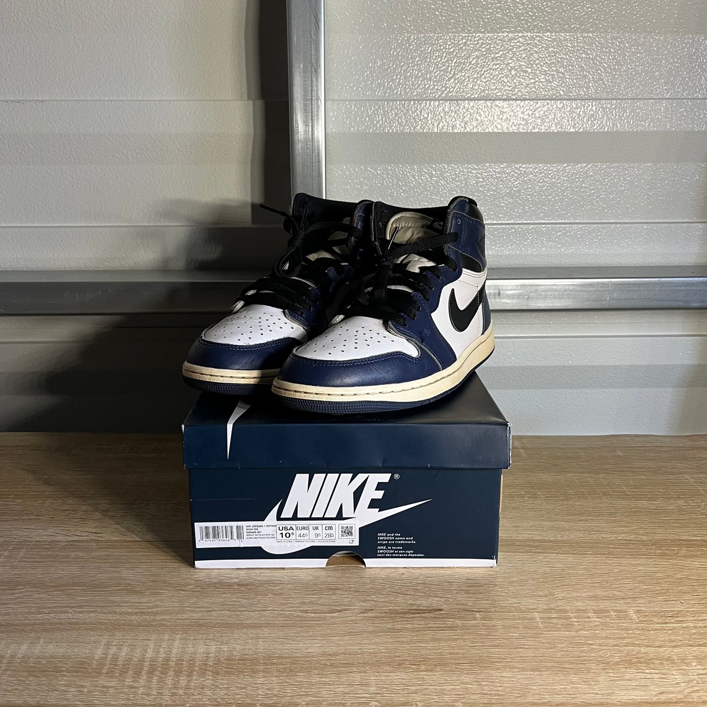 Size 10.5 - AJ 1 Retro High OG Midnight Navy