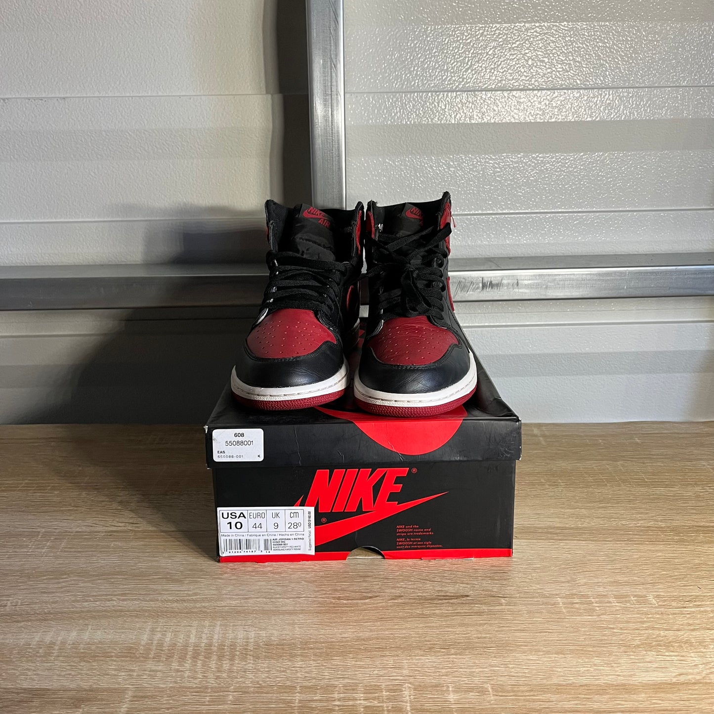 Size 10 - AJ 1 Retro High OG Bred Banned