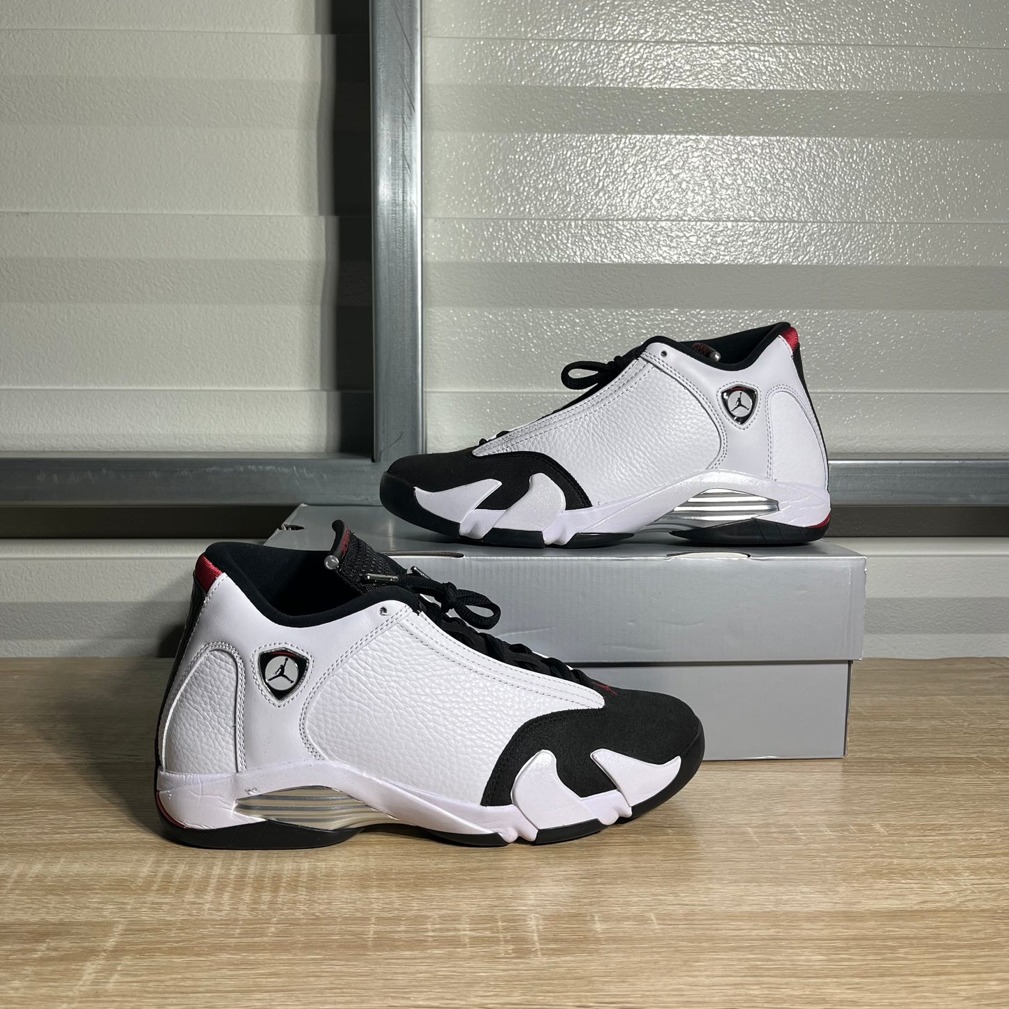 Size 9.5 - AJ 14 Retro Black Toe