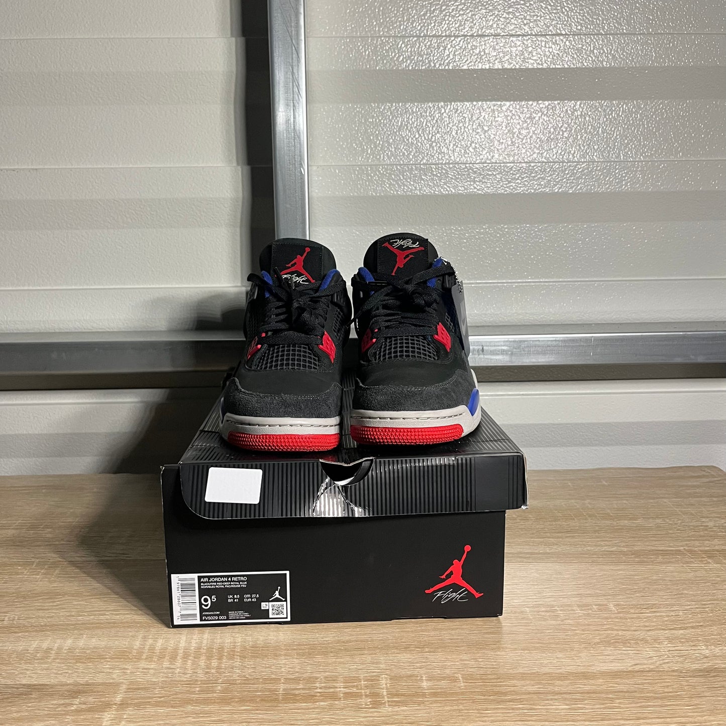 Size 9.5 - AJ 4 Retro Rare Air